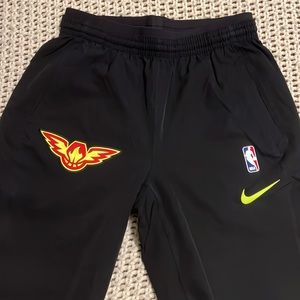 NBA NIKE Men’s Medium Atlanta Hawks Basketball Pants